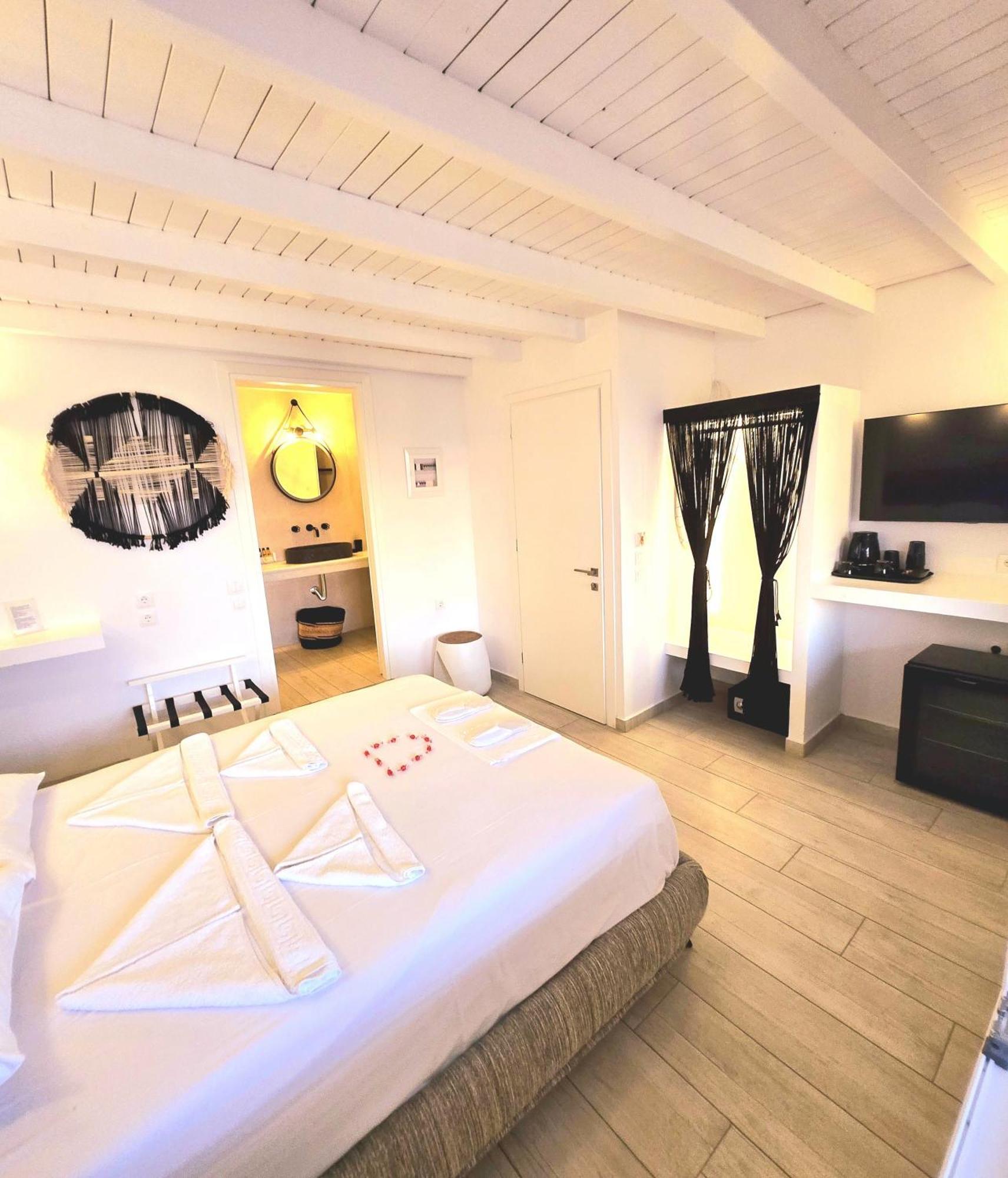 Aphrodite Boutique Hotel Alikí Extérieur photo