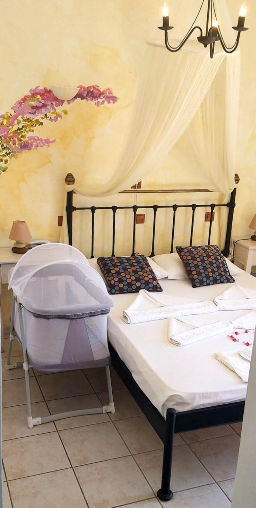 Aphrodite Boutique Hotel Alikí Extérieur photo